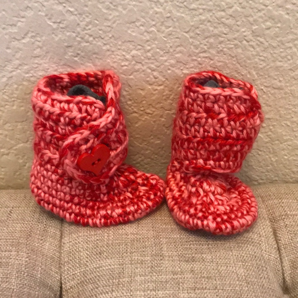Raspberriez booties size 0-3Months